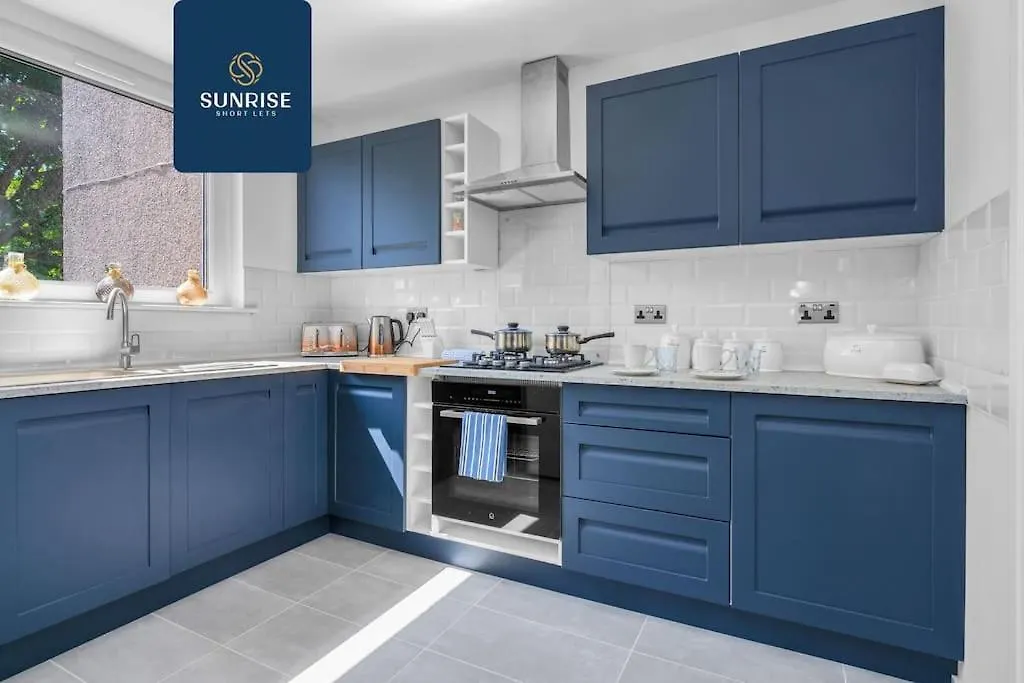 Casa vacanze Springhill Townhouse, 3 Bedrooms, 2 Kings, 1 Single, Great Views, Newly Refurbished, Free Parking, Free Wifi, River View, Dock, Eden Views, Price Match Gaurantee By Sunrise Short Lets Dundee