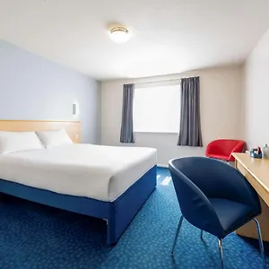 Go2 Camperdown Free Car Park Hotel